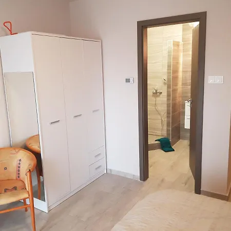 Flamingo Apartmanhaz *