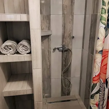 公寓式酒店 Flamingo Apartmanhaz 3*